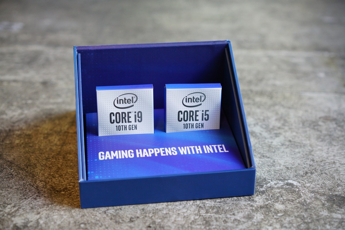 Intel Core i5-10600K не намного медленнее, чем флагманский Core i9-10900K в играх.