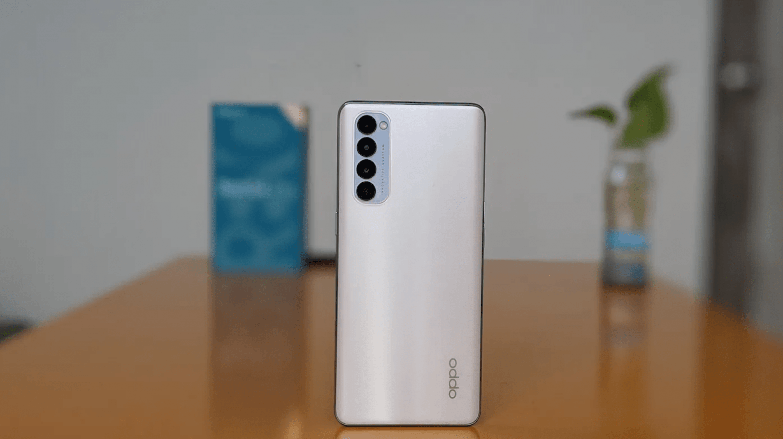 Oppo Reno 4