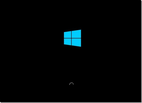 Логотип Windows 10 перед появлением Boot Menu